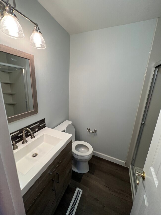 32 Currier Pl 32 Currier Pl Cheshire CT 06410 Apartment Finder