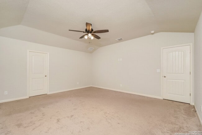 Building Photo - 251 Antler Bnd