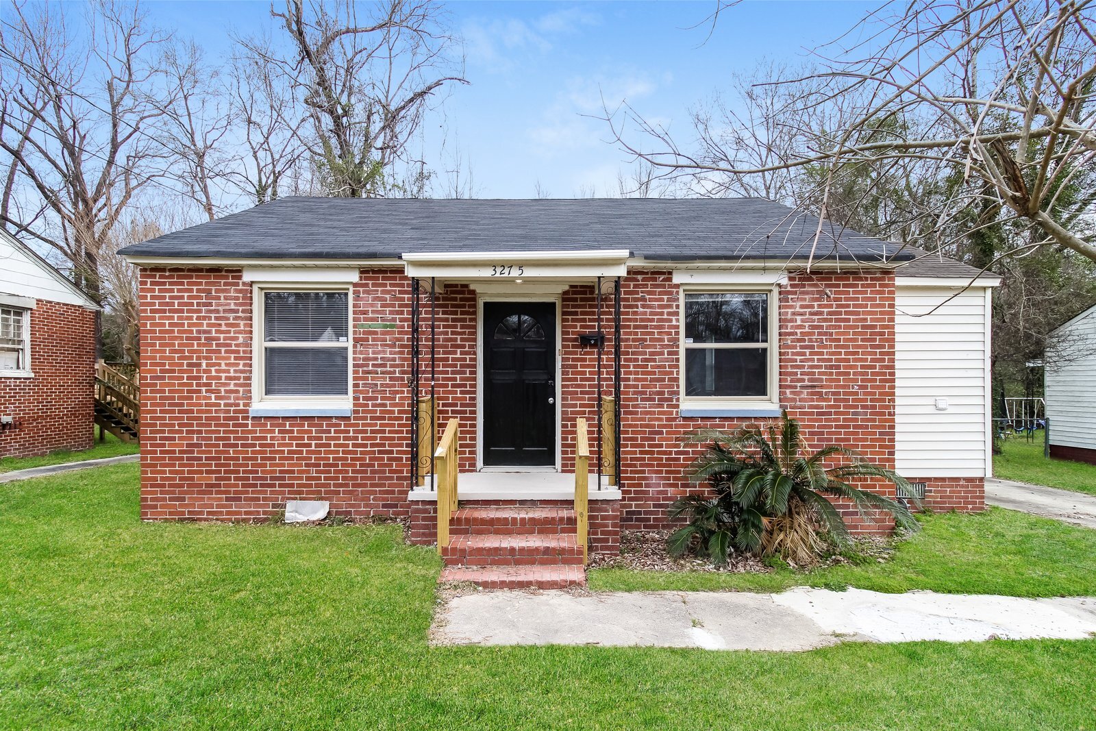 Building Photo - 3275 Mary Dr