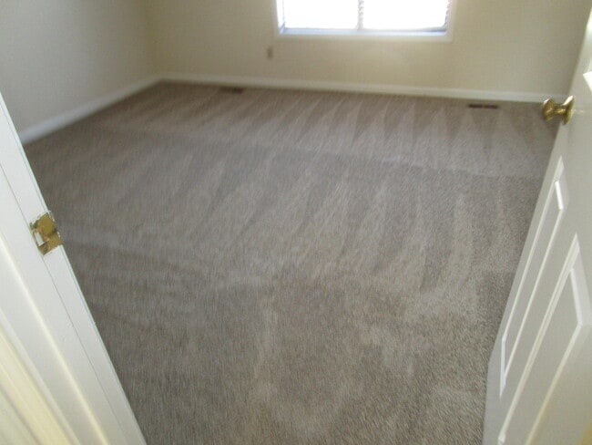 Building Photo - 610 Archdale Dr