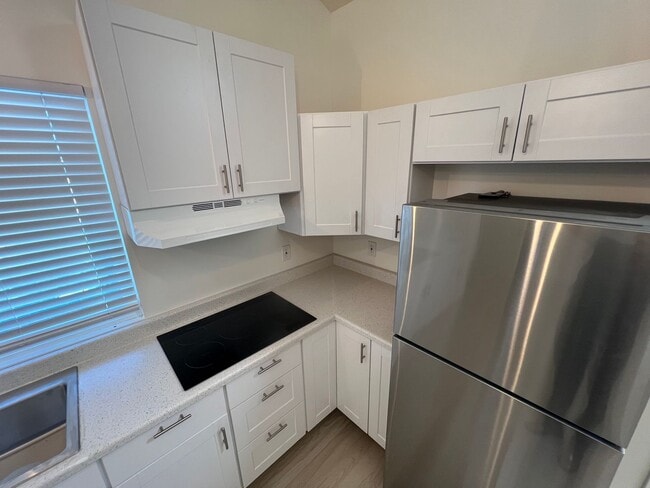 Building Photo - Newly Built 2-Bedroom ADU in Lompoc – Mode...