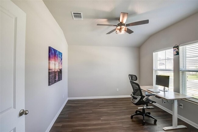 Building Photo - 403 Grapefruit Rd