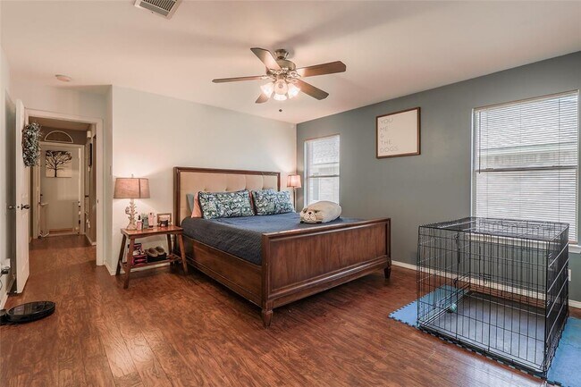 Building Photo - 1705 Friars Tale Ln