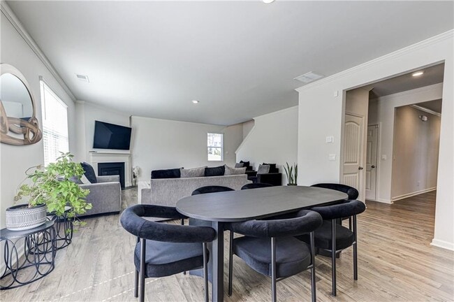 Building Photo - 3154 Ellenton Dr