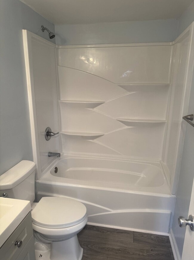 Building Photo - 129 Hamilton Ct