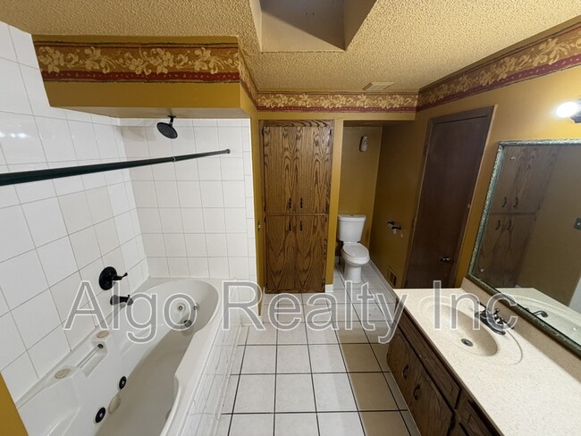 Building Photo - 8125 Georgia Ct N