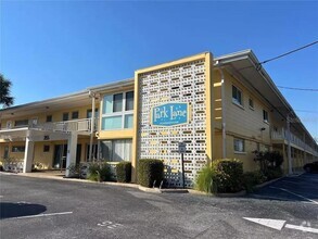 Building Photo - 2155 Wood St