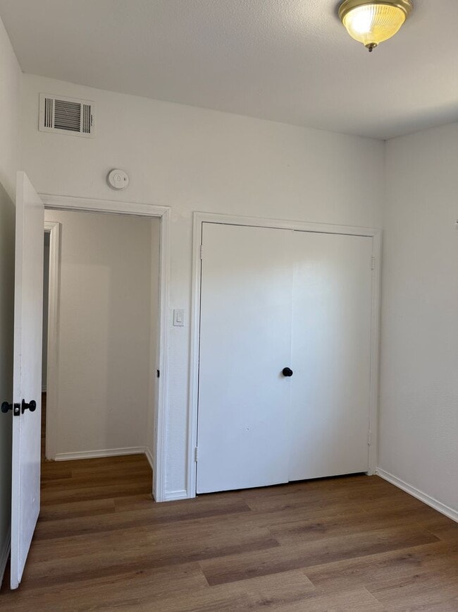 Building Photo - Charming 4-Bedroom Home for Rent in San Be...