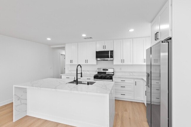 Building Photo - 4722 68th St