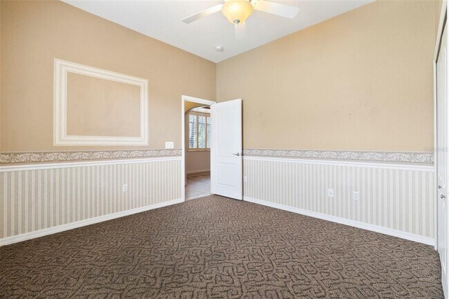 Building Photo - 281 Hallcrest Terrace