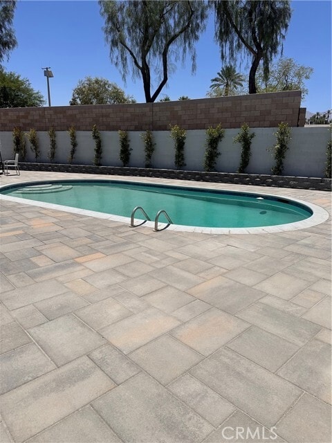Building Photo - 43815 Marigold Dr