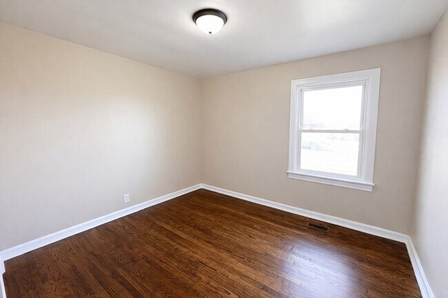 Building Photo - 1214 Gordon St