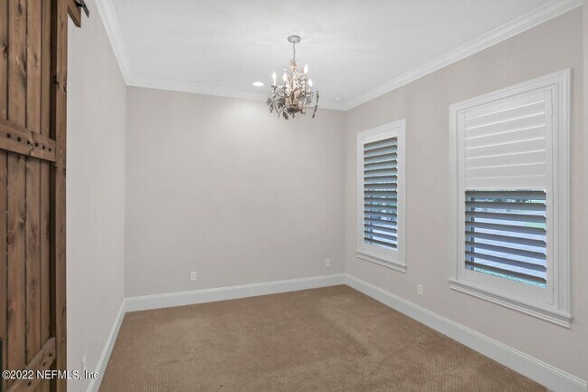 Building Photo - Gorgeous 5 bedroom/ 3 bathroom cottage home in Palencia for rent!