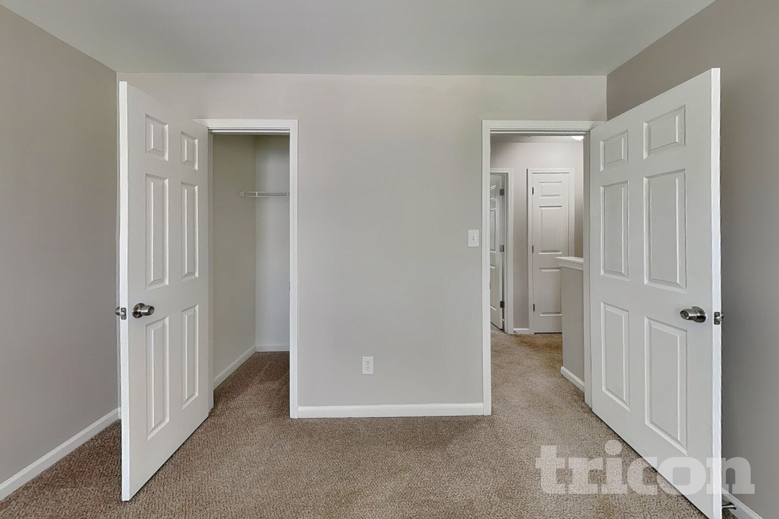 Building Photo - 2120 Ballingarry Dr