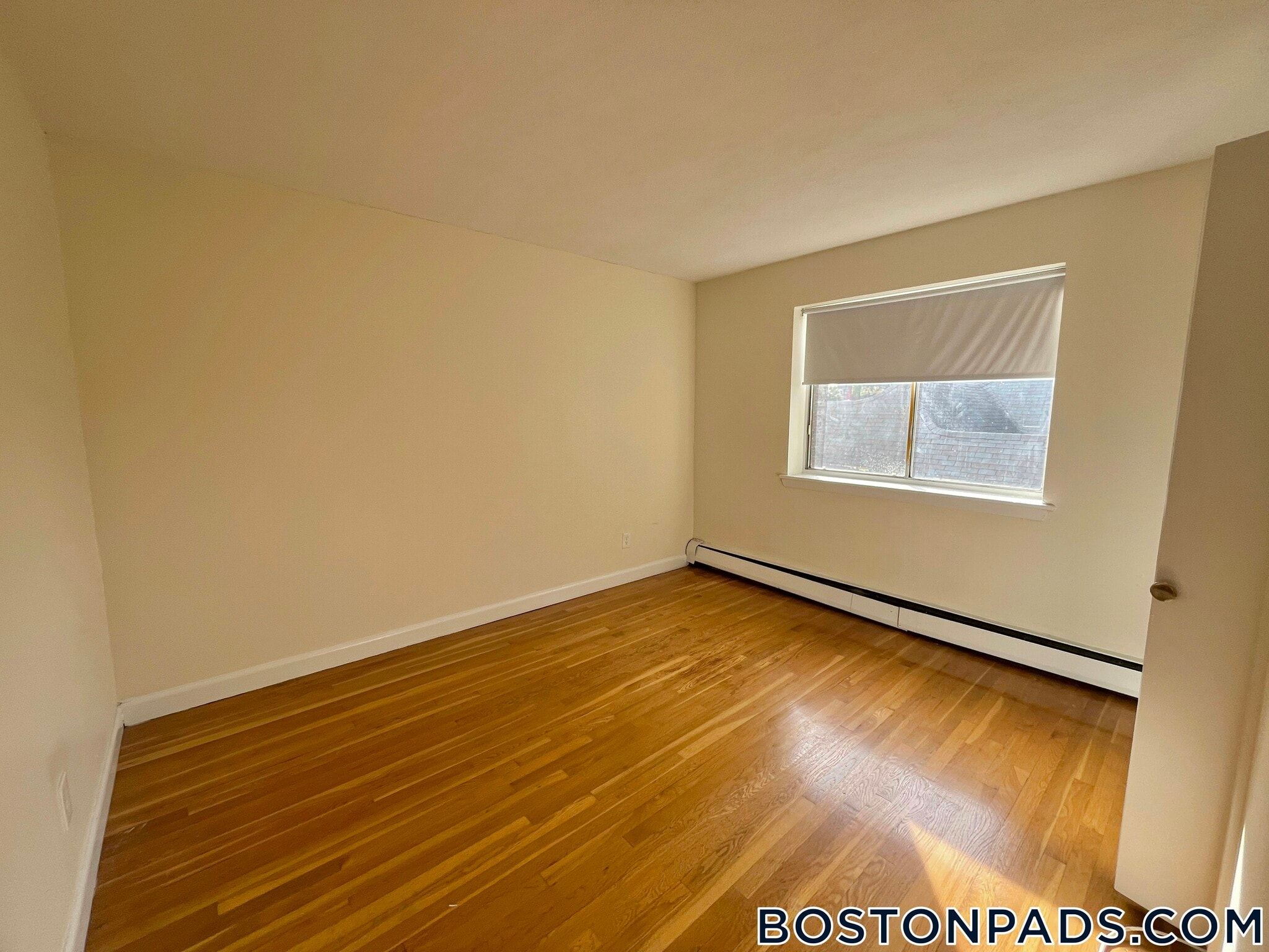 Building Photo - 75 Gardner St