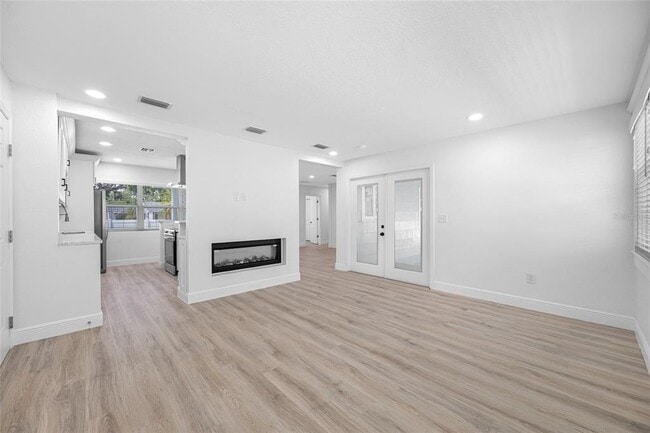 Building Photo - 255 37th St N