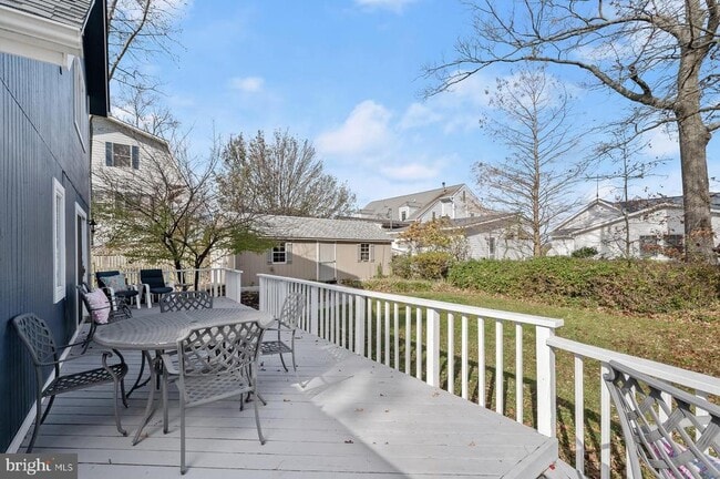 Building Photo - 4706 Frederick Ave