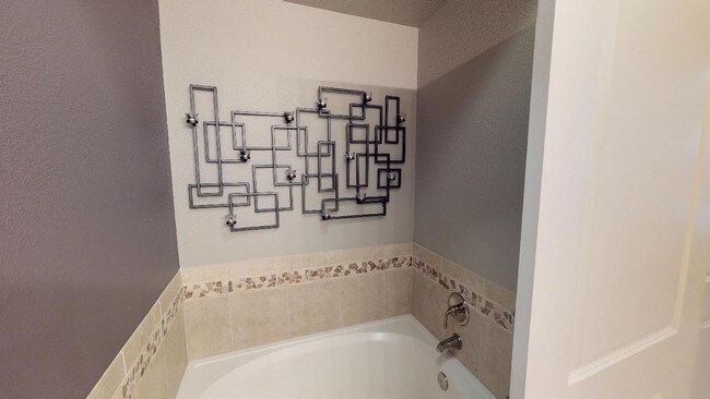 Building Photo - 9079 East Panorama Circle, Unit 201