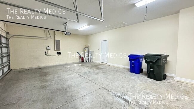 Building Photo - 3723 Prescott Loop