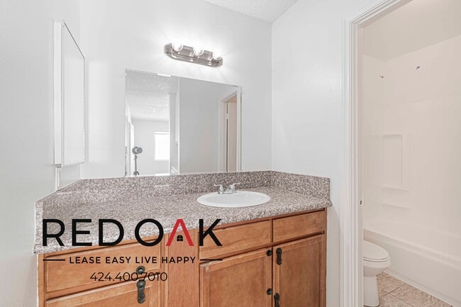 Building Photo - 5624 Fair Ave