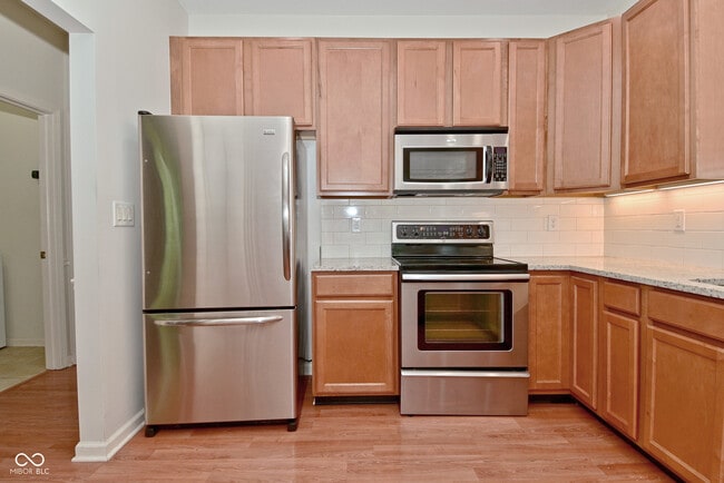 Building Photo - 4115 Weston Pointe Dr