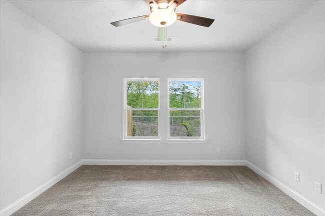 Building Photo - 1316 Newbern Dr