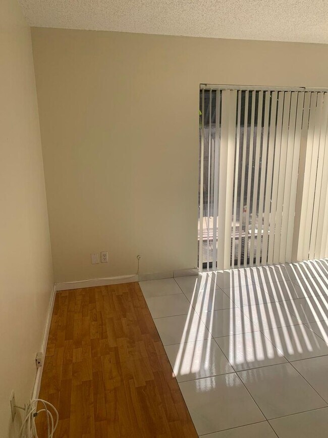 Building Photo - 1620 Forest Lakes Cir