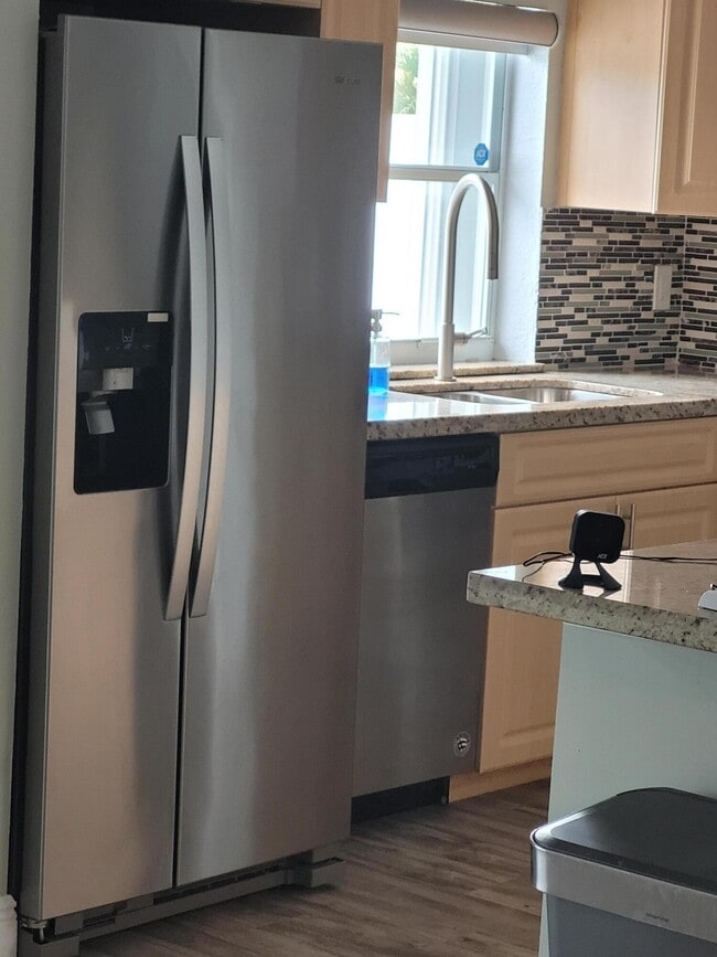 Building Photo - 516 NW 54th St