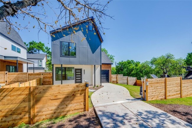 Building Photo - 1714 Woodland Ave