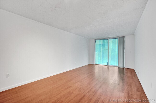 Building Photo - 1805 Sans Souci Blvd