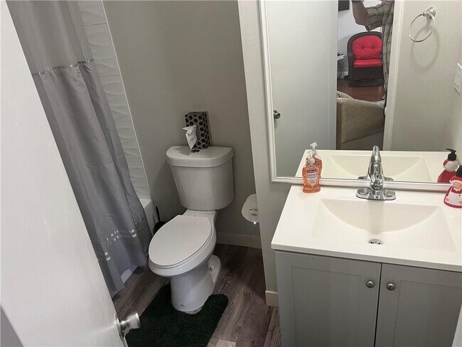 Building Photo - 2550 SW 18th Ter