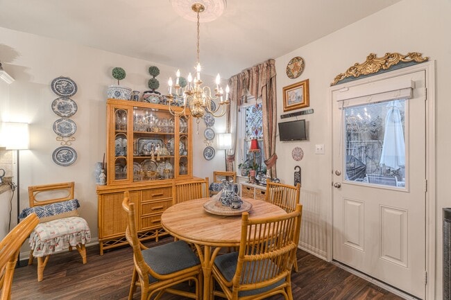 Building Photo - 2054 Sweet Lilac Dr