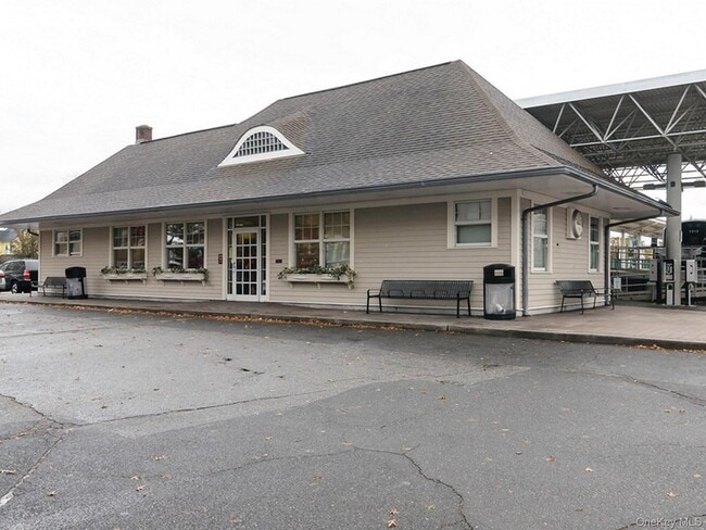 Building Photo - 9 N Maryland Ave