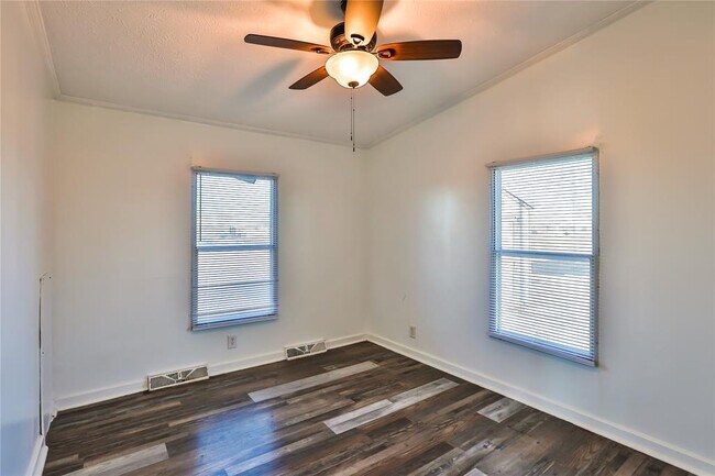 Building Photo - 172 Kid Ranch Ln