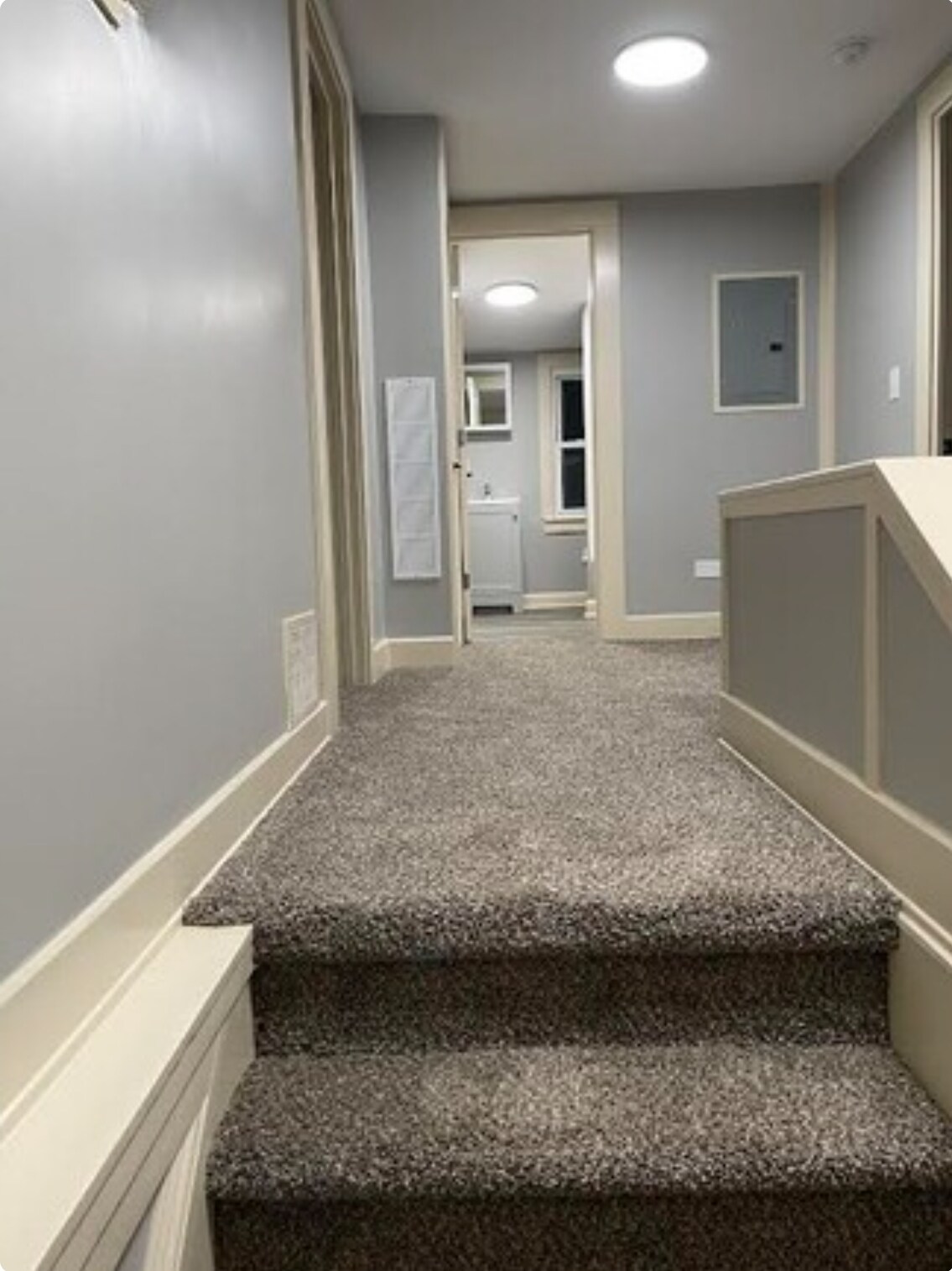 Building Photo - 1338 W 85th St