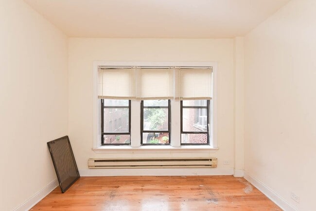 Building Photo - 3832 N Fremont St