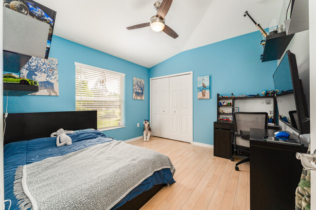 Building Photo - 27351 Golf Course Loop