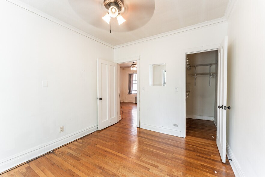 Building Photo - 4717 N Leavitt St