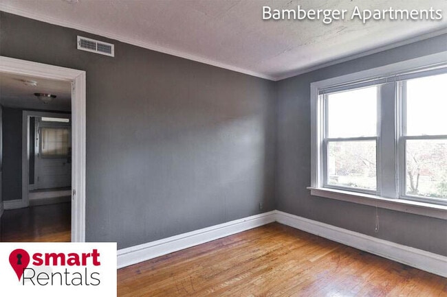 Building Photo - 3864 Bamberger Ave