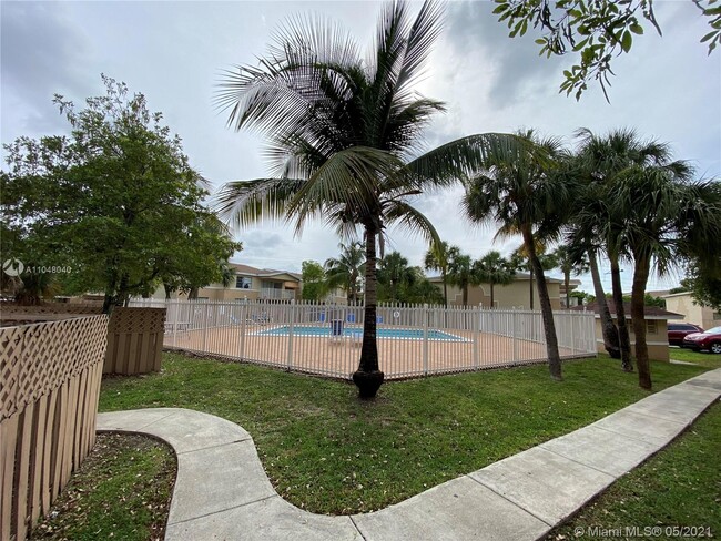 Building Photo - 4170 NW 79th Ave