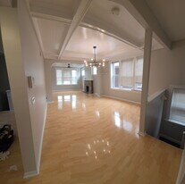 Building Photo - 5617 S Kingshighway Blvd