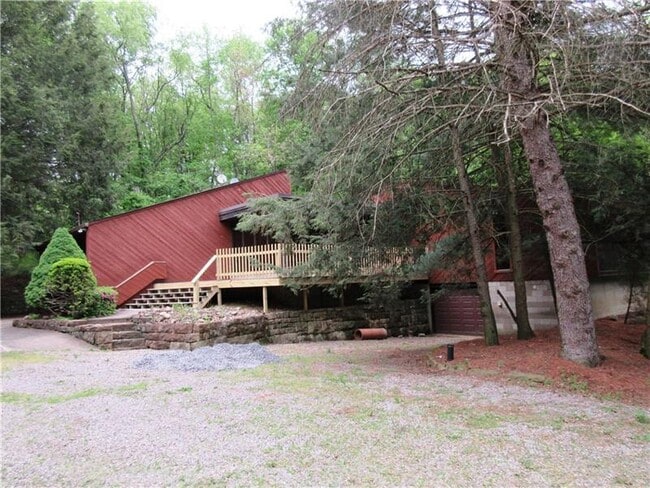 Building Photo - 830 Warrendale Bayne Rd