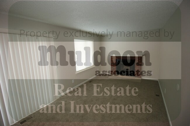 Building Photo - Beautiful Home in Briargate!