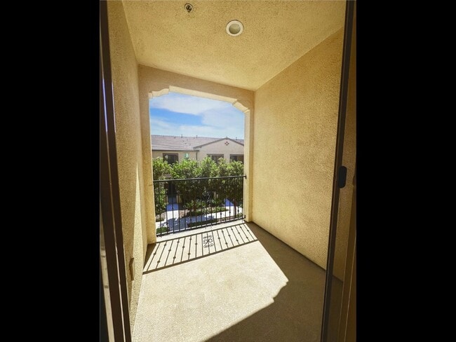 Building Photo - 3180 E Yountville Dr