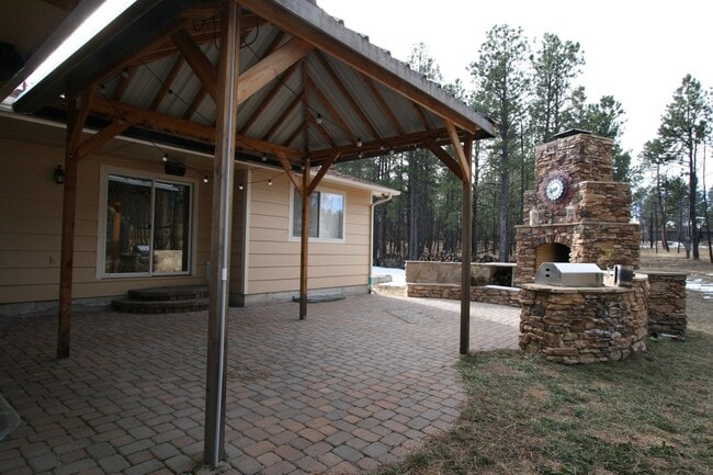 Building Photo - Beautifully Updated Black Forest Rancher on 5 Acres!