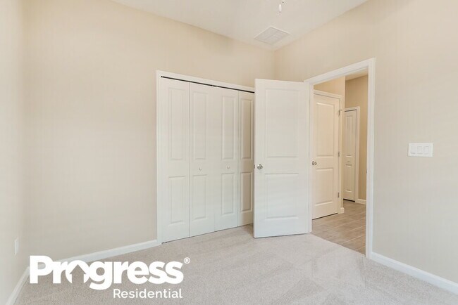 Building Photo - 2375 Carters Paddock Rd