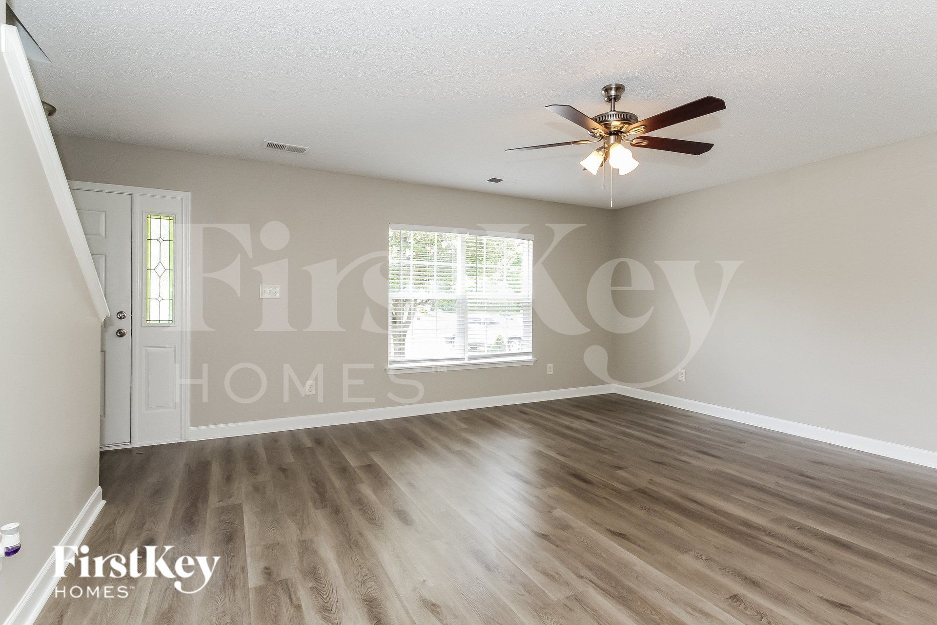 Building Photo - 2217 Thorn Crest Dr