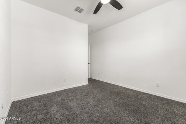 Building Photo - 25238 N 142nd Dr