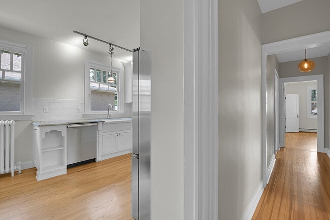 Building Photo - $4,595.95- 4 Bed, 3 Bath Home in Denver with Charming Updates!