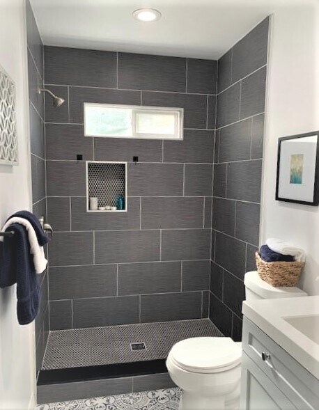 Full Bath - 1345 Cambridge Dr